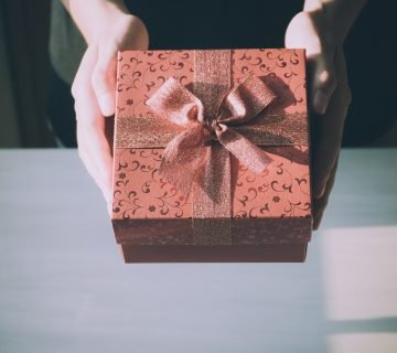 Een korte geschiedenis van relatiegeschenken